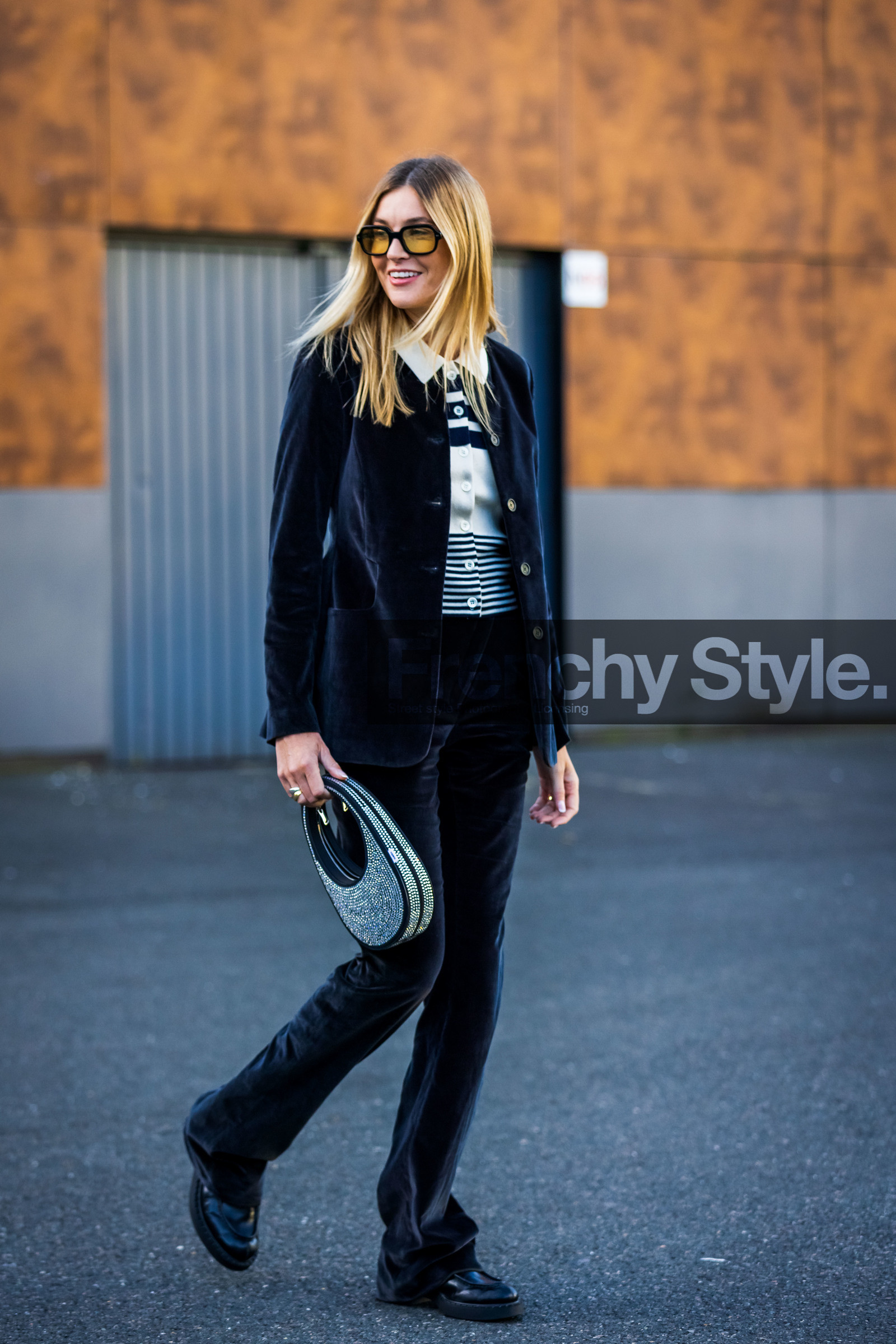 bag, black jacket, black pants, Camille Charrière, cardigan, coperni bag, flare pants, jacket, pants, strass bag, striped cardigan, stripes, sunglasses, velvet jacket, velvet pants, white cardigan, yellow glasses, street style, jonathan paciullo, FW, frenchystyle, fashion week, PFW, PARIS, SPRING SUMMER 2022, SS 22, vertical, full length