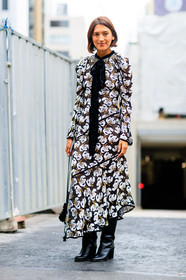 black and white, black boots, black dress, fashion week, frenchystyle, full length, FW, high heels, jonathan paciullo, leather shoes, LFW, LONDON, lurex, printed dress, SPRING SUMMER 2017, SS 17, street style, velvet, vertical, woman
