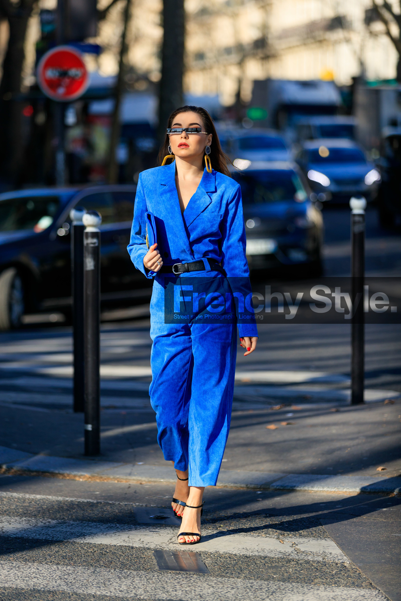 black belt, black shoes, blazer, blue bag, blue jacket, blue pants, corduroy, earrings, high heels, leather bag, leather shoes, saint laurent paris, sunglasses, trousers, tucked in, PARIS, PFW, street style, jonathan paciullo, FW, frenchystyle, fashion week, AUTUMN WINTER 2019-2020, AW 19-20, FALL WINTER 2019-2020, FW 19-20, vertical, full length