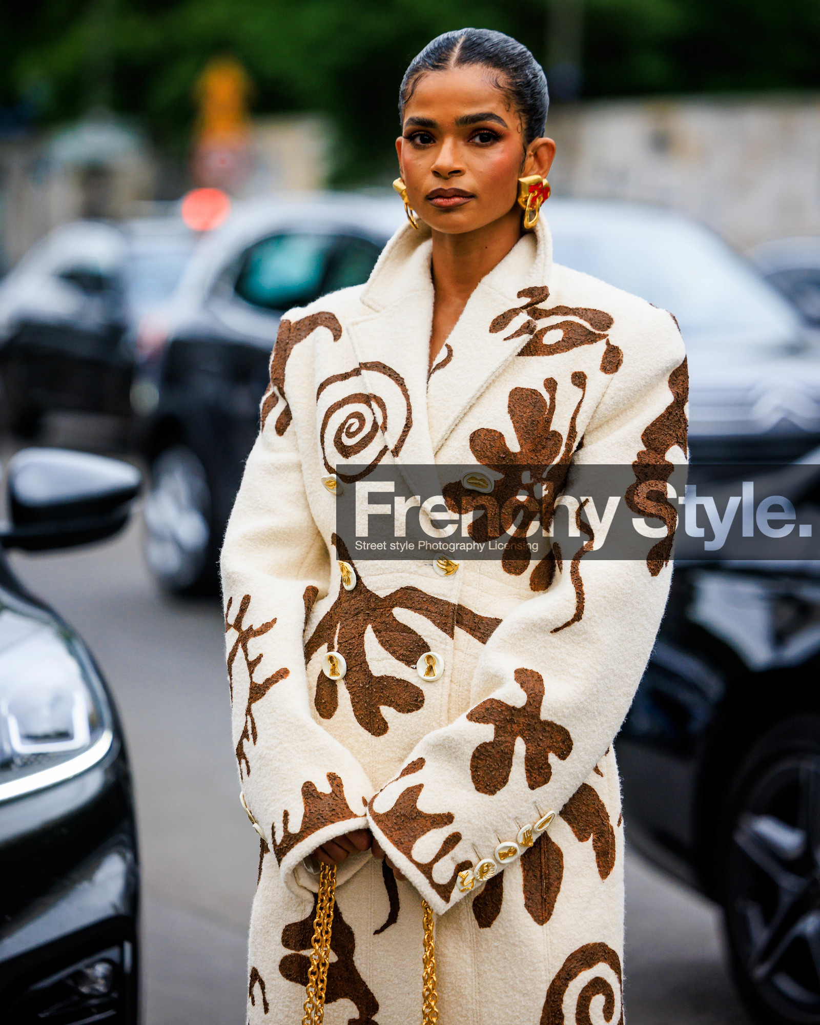 fashion week, frenchystyle, FW, jonathan paciullo, street style, PFW, PARIS, FW 23-24, FALL WINTER 2023-2024, AUTUMN WINTER 2023-2024, HAUTE COUTURE, vertical, atmosphere details, detail