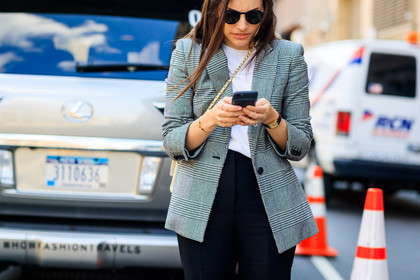 atmosphere details, black pants, blazer, checked jacket, detail, fashion week, frenchystyle, FW, grey jacket, horizontal, iphone, jonathan paciullo, NEW YORK, NYFW, SPRING SUMMER 2018, SS 18, street style, sunglasses, trousers, white t shirt