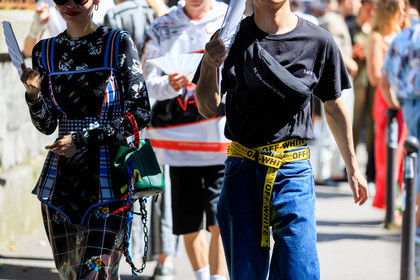 street style, jonathan paciullo, FW, frenchystyle, fashion week, PFW, PARIS, SPRING SUMMER 2019, SS 19, horizontal, atmosphere details, detail