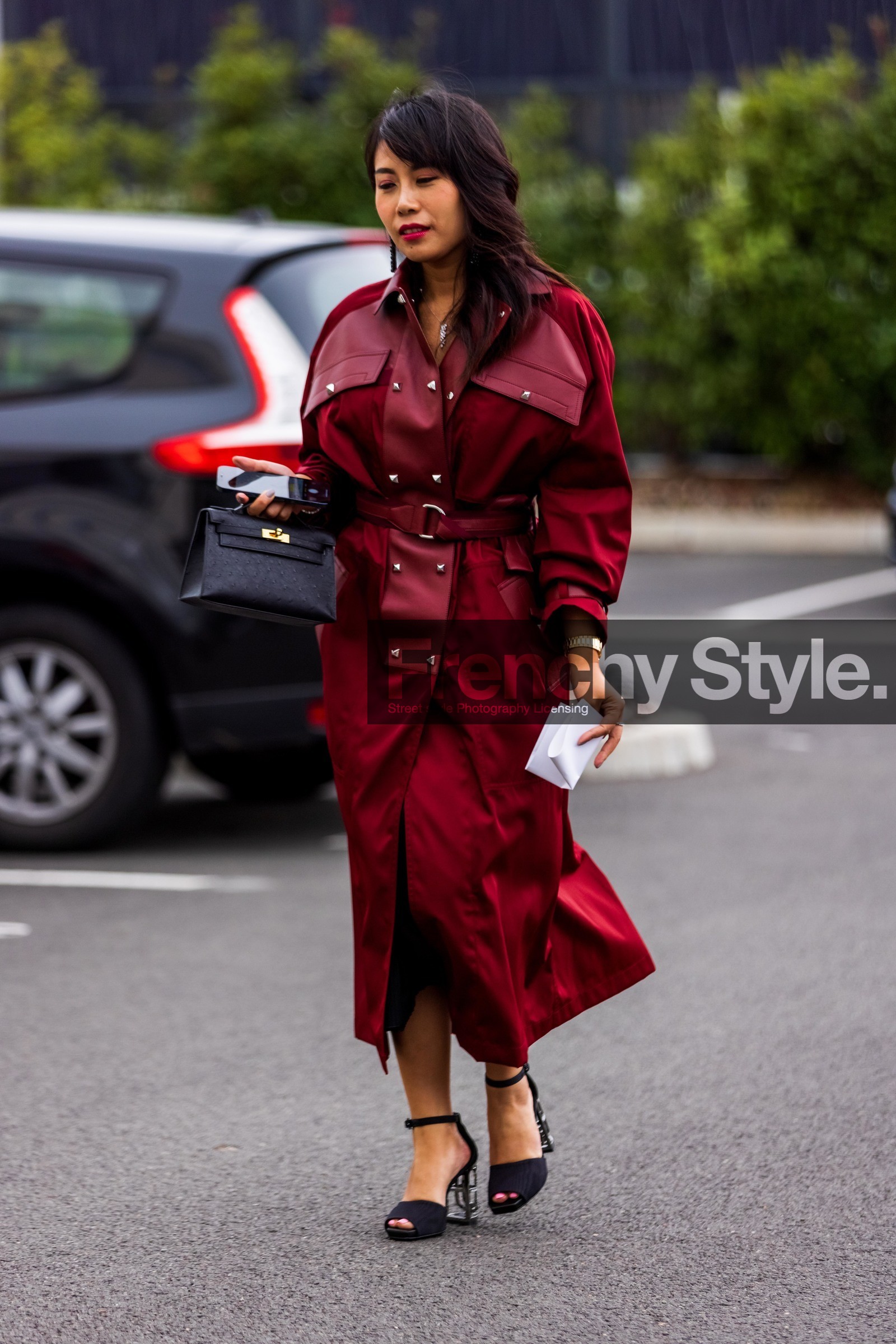 bag, black bag, black sandals, coat, hermes bag, leather bag, long coat, red coat, sandals, PARIS, PFW, fashion week, frenchystyle, FW, jonathan paciullo, street style, SPRING SUMMER 2022, SS 22, vertical, full length