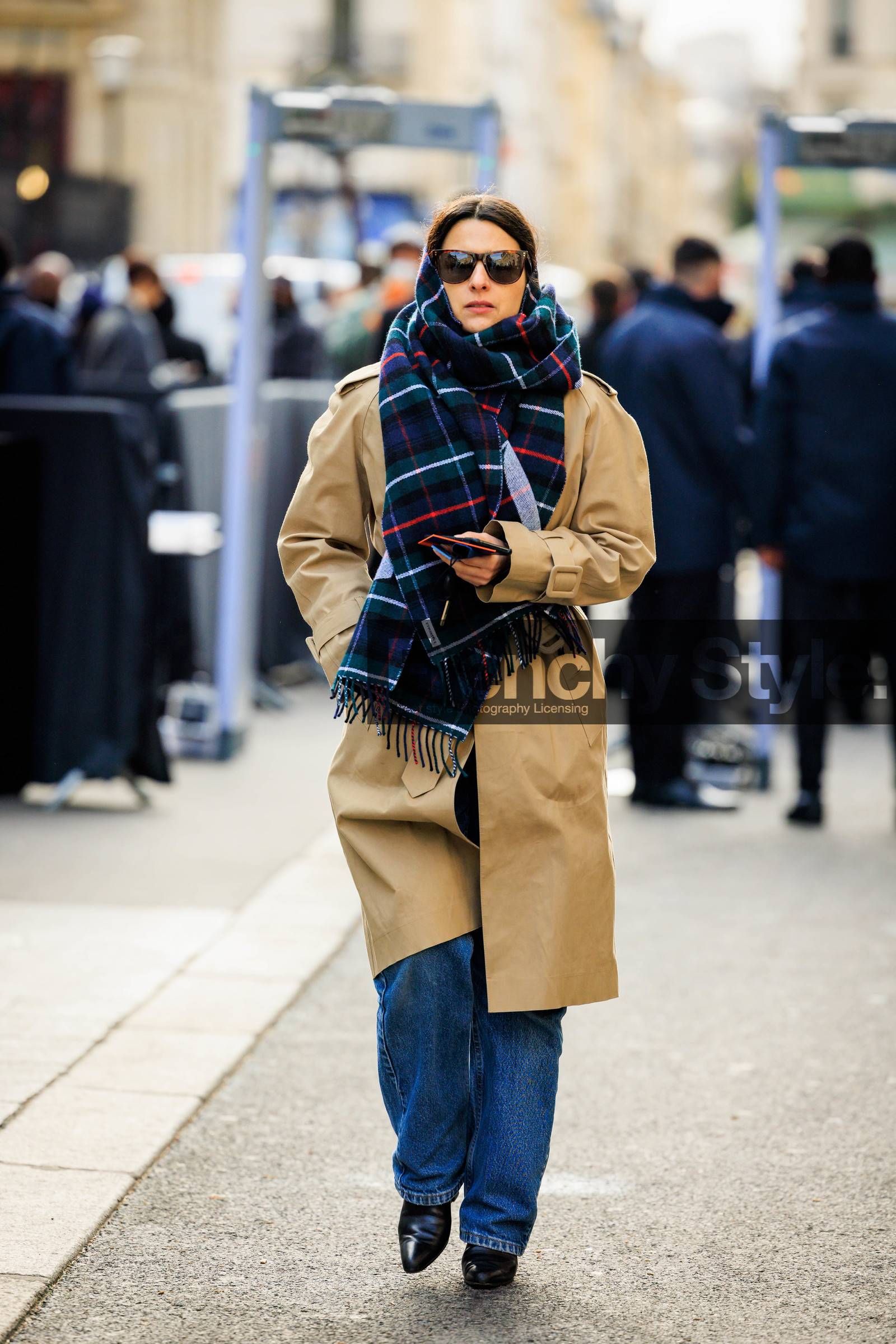 black sunglasses, plaid scarf, dark scarf, beige trench, jeans, black boots, fashion week, frenchystyle, FW, jonathan paciullo, street style, PFW, PARIS, menswear, FALL WINTER 2022-2023, AUTUMN WINTER 2022-2023, FW 22-23, full length, vertical