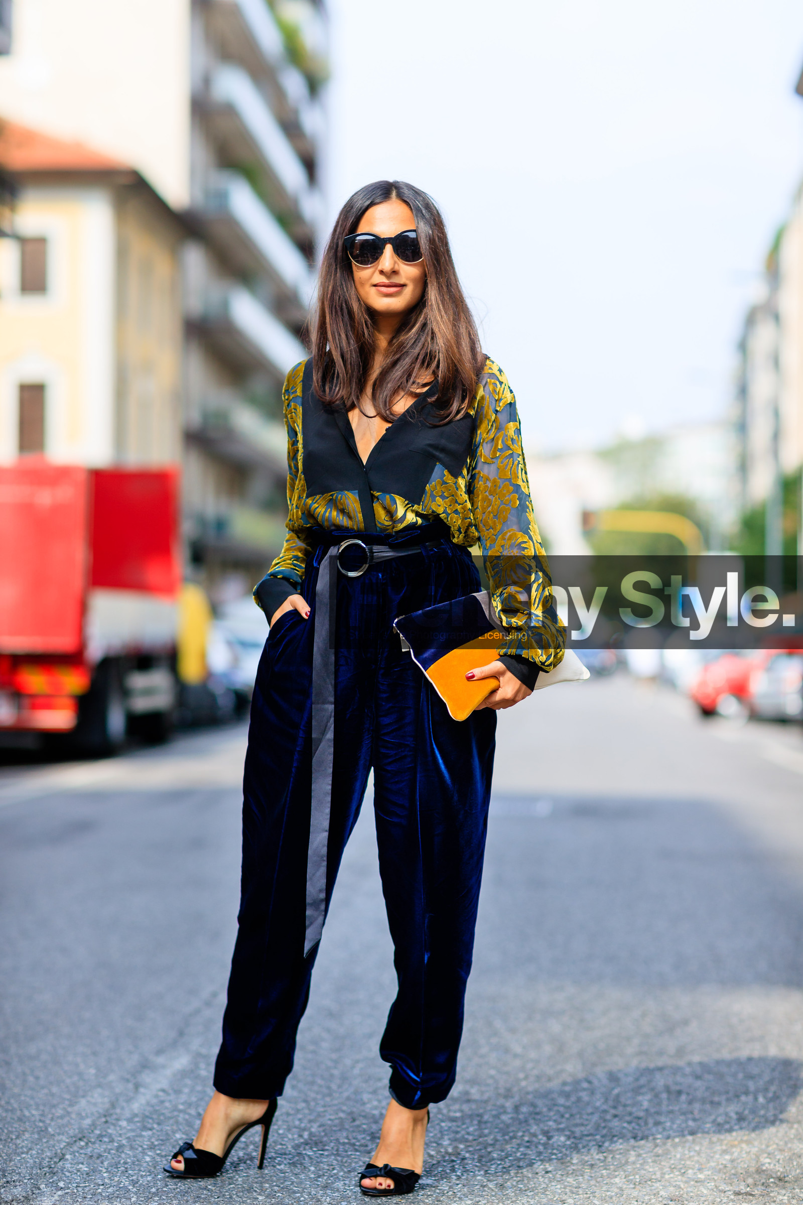 black belt, black shoes, brocard, embroidered shirt, fashion week, frenchystyle, full length, FW, jonathan paciullo, leather bag, leather shoes, MFW, MILAN, nausheen shah, navy pants, see through, SPRING SUMMER 2017, SS 17, street style, sunglasses, trousers, velvet, vertical, yellow shirt