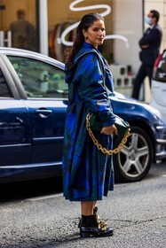 bag, black boots, blue dress, blue raincoat, boots, bottega veneta bag, chain bag, dress, floral print, flower print, Gili Biegun, gold chain, green bag, green dress, jw anderson boots, print, printed dress, printed raincoat, raincoat, street style, jonathan paciullo, FW, frenchystyle, fashion week, PFW, PARIS, SPRING SUMMER 2022, SS 22, vertical, full length