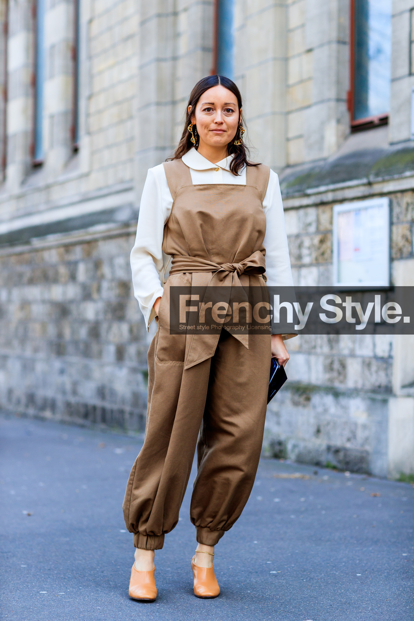 AUTUMN WINTER 2017-2018, AW 17-18, beige jumpsuit, beige overall, camel shoes, céline, earrings, FALL WINTER 2017-2018, fashion week, frenchystyle, full length, FW, FW 17-18, high heels, jonathan paciullo, leather shoes, PARIS, PFW, rachael wang, street style, trousers, vertical, white shirt