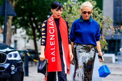 atmosphere details, balenciaga, black bag, black pants, black top, blue bag, blue sweater, detail, earrings, fashion week, frenchystyle, FW, glitter, horizontal, jonathan paciullo, leather bag, LFW, LONDON, pompons, printed scarf, red scarf, sequined skirt, SPRING SUMMER 2018, SS 18, street style, suede bag, trousers, turquoise