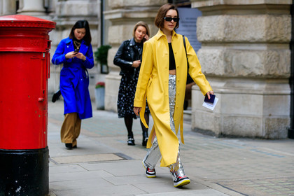 glitter, leather coat, leather shoes, shiny pants, silver pants, sunglasses, trousers, white sneakers, yellow coat, street style, jonathan paciullo, FW, frenchystyle, fashion week, LFW, LONDON, AUTUMN WINTER 2019-2020, AW 19-20, FW 19-20, FALL WINTER 2019-2020, horizontal, atmosphere details, full length