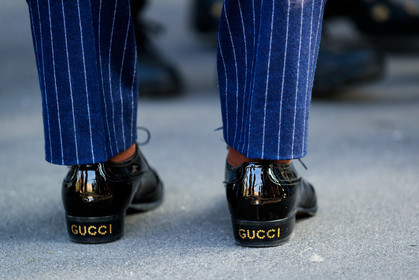 black shoes, blue pants, graphic pants, gucci, leather shoes, loafers, printed pants, stripes, trousers, varnished leather shoes, fashion week, frenchystyle, FW, jonathan paciullo, street style, MFW, MILAN, AUTUMN WINTER 2019-2020, AW 19-20, FALL WINTER 2019-2020, FW 19-20, atmosphere details, detail, horizontal