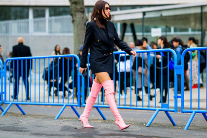atmosphere details, AUTUMN WINTER 2017-2018, AW 17-18, black jacket, blazer, FALL WINTER 2017-2018, fashion week, frenchystyle, full length, FW, FW 17-18, high boots, high heels, horizontal, jonathan paciullo, leather shoes, PARIS, patricia manfield, PFW, pink boots, street style, sunglasses