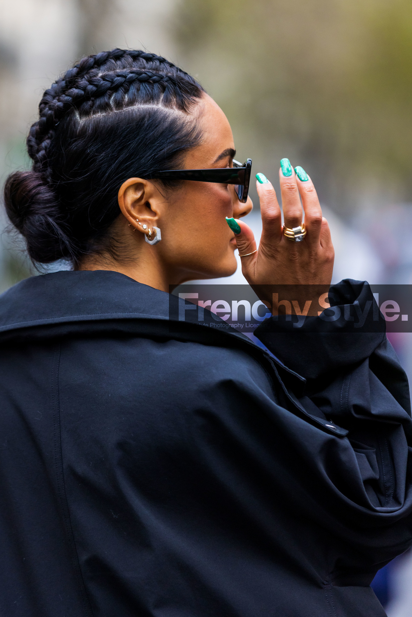 Amina Muaddi, back, black coat, braid, bun, coat, green nails, hairstyle, nailsart, ring, street style, jonathan paciullo, FW, frenchystyle, fashion week, PFW, PARIS, SPRING SUMMER 2022, SS 22, vertical, atmosphere details