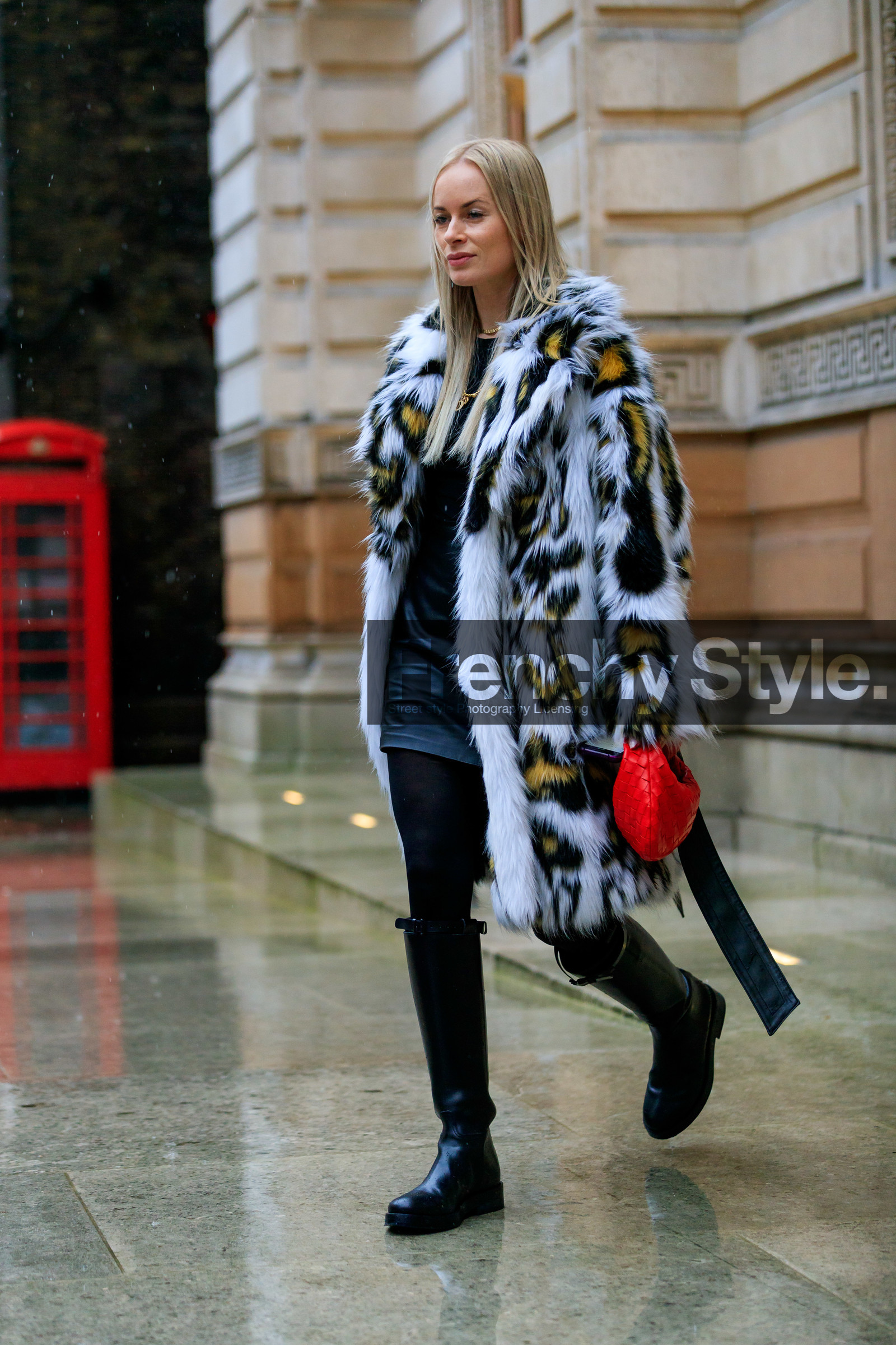 thora valdimars, white coat, leopard printed coat, fur coat, red leather bag, plaited leather bag, plaited bag, bottega veneta bag, hand bag, black leather boots, high boots, flat boots, black leather skirt, black tights, fashion week, frenchystyle, FW, jonathan paciullo, street style, LFW, LONDON, AUTUMN WINTER 2020-2021, FALL WINTER 2020-2021, FW 20-21, vertical, full length
