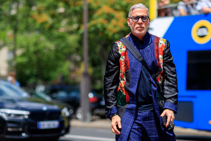 street style, jonathan paciullo, FW, frenchystyle, fashion week, PFW, PARIS, SPRING SUMMER 2019, SS 19, horizontal, atmosphere details, detail