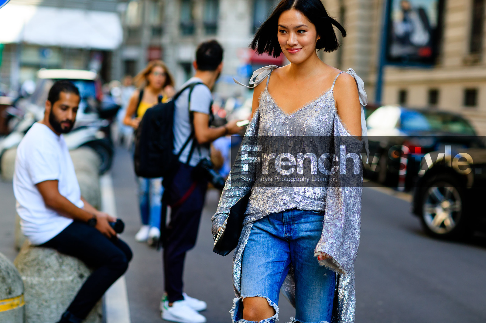 atmosphere details, blue denim, denim pants, detail, fashion week, frenchystyle, FW, glitter, horizontal, jeans, jonathan paciullo, leather bag, MFW, MILAN, open work, sequined, sequined top, shiny, silver top, SPRING SUMMER 2017, SS 17, street style, sunglasses, tiffany hsu, trousers