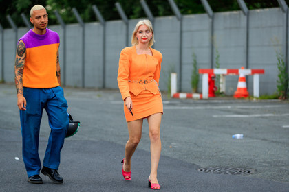 black shoes, blue pants, christian dior, graphic sweater, high heels, leather shoes, metallic belt, orange, orange jacket, orange skirt, orange sweater, pink shoes, purple, red lips, tattoos, trousers, fashion week, frenchystyle, FW, jonathan paciullo, street style, PFW, PARIS, atmosphere details, horizontal, full length, AUTUMN WINTER 2018-2019, FALL WINTER 2018-2019, FW 18-19