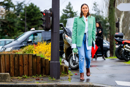 atmosphere details, AUTUMN WINTER 2017-2018, AW 17-18, blazer, blue denim, brown boots, checked jacket, denim pants, FALL WINTER 2017-2018, fashion week, frenchystyle, full length, FW, FW 17-18, gingham, graphic jacket, green jacket, horizontal, jeans, jonathan paciullo, leather shoes, PARIS, PFW, plaid, printed jacket, rachael wang, street style, tartan, trousers, white shirt