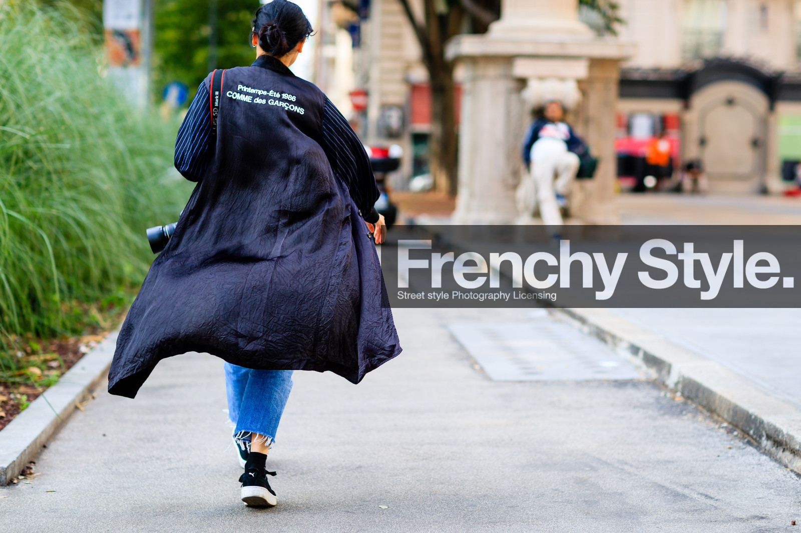 atmosphere details, back detail, black coat, black sneakers, blue denim, comme des garçons, denim pants, fashion week, frenchystyle, full length, FW, horizontal, jeans, jonathan paciullo, leather shoes, MFW, MILAN, overcoat, SPRING SUMMER 2017, SS 17, street style, trousers