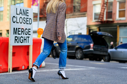 street style, jonathan paciullo, FW, frenchystyle, fashion week, NYFW, NEW YORK, AUTUMN WINTER 2018-2019, AW 18-19, FALL WINTER 2018-2019, FW 18-19, atmosphere details, horizontal, detail, chloe king