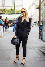 bag, black bag, black heels, black jumpsuit, black pouch, black sandals, black sunglasses, heels, jumpsuit, Kate Davidson Hudson, pouch, sandals, sunglasses, street style, jonathan paciullo, FW, frenchystyle, fashion week, PFW, PARIS, SPRING SUMMER 2022, SS 22, vertical, full length