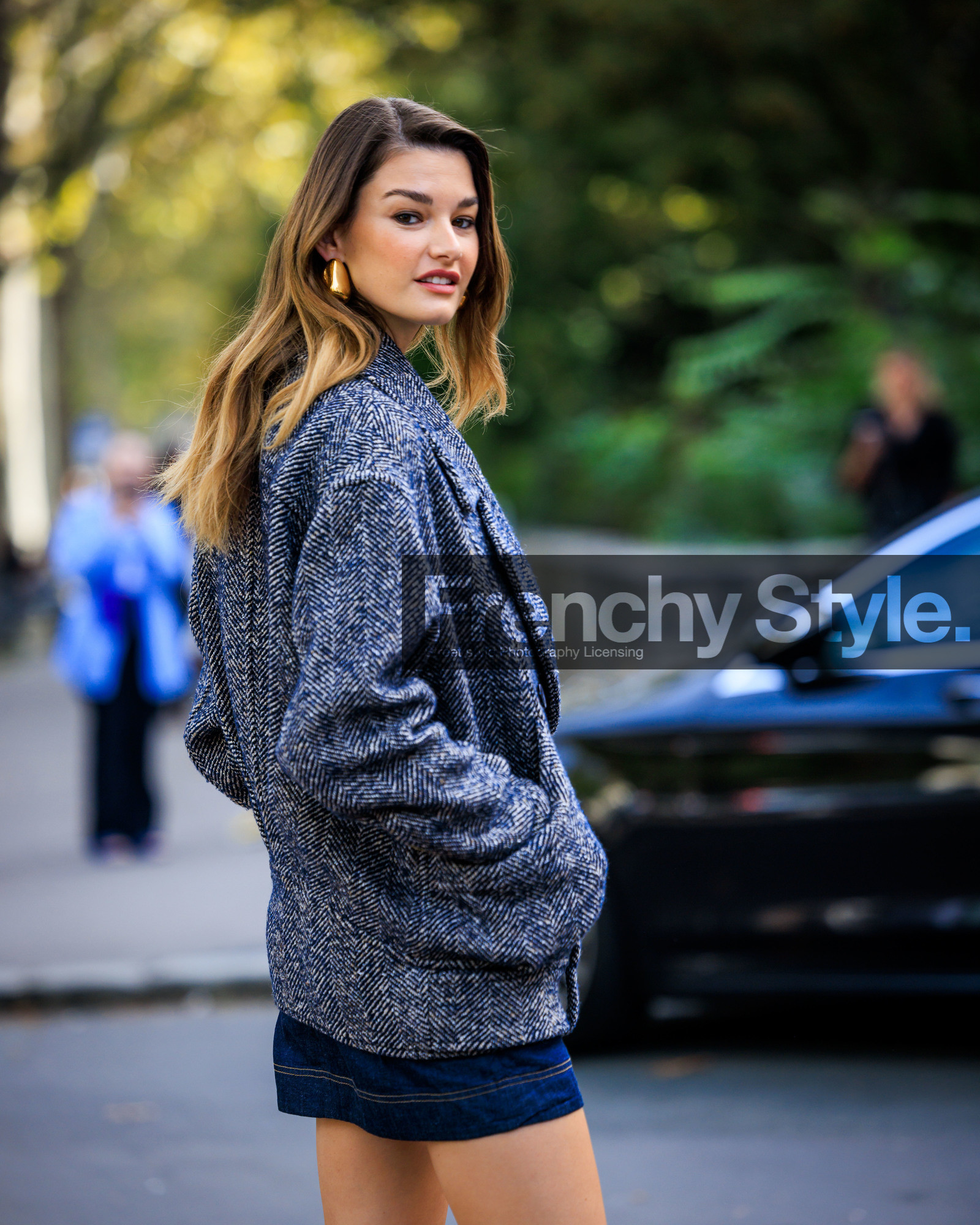 PARIS, PFW, fashion week, frenchystyle, FW, jonathan paciullo, street style, SPRING SUMMER 2024, SS 24, vertical, atmosphere details, detail