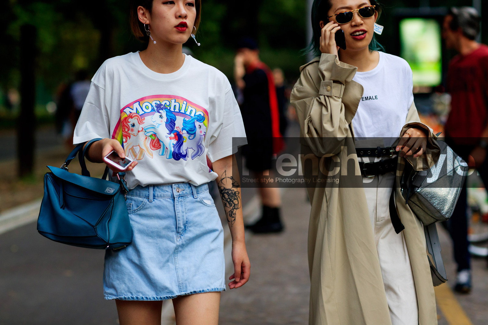 atmosphere details, beige coat, beige pants, black belt, blue bag, blue denim, denim skirt, detail, fashion week, frenchystyle, FW, horizontal, jonathan paciullo, leather bag, loewe, MFW, MILAN, moschino, printed t shirt, shiny bag, silver bag, SPRING SUMMER 2018, SS 18, street style, sunglasses, tattoos, trench coat, white t shirt