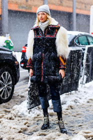 AUTUMN WINTER 2017-2018, AW 17-18, black boots, black fur, blue denim, denim pants, FALL WINTER 2017-2018, fashion week, frenchystyle, full length, Fur coat, FW, FW 17-18, grey beanie, jeans, jonathan paciullo, leather boots, model, NEW YORK, NYFW, street style, trousers, vertical, white fur