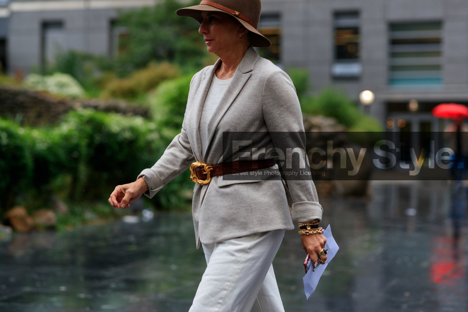 beige jacket, bracelet, brown belt, brown hat, leather belt, rings, trousers, white pants, fashion week, frenchystyle, FW, jonathan paciullo, street style, NEW YORK, NYFW, SPRING SUMMER 2020, SS 20, horizontal, atmosphere details, detail