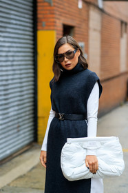 karina nigay, dark grey dress, knit dress, knitwear, turtleneck dress, long dress, sleeveless dress, white top, white leather clutch, margiela bag, belted dress, louis vuitton belt, aviator sunglasses, futurist shape sunglasses, fashion week, frenchystyle, FW, jonathan paciullo, street style, NYFW, NEW YORK, AUTUMN WINTER 2020-2021, FALL WINTER 2020-2021, FW 20-21, vertical, atmosphere details, detail