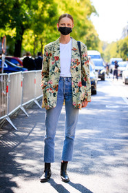 green jacket, floral print jacket, floral printed jacket, light blue jeans, black leather boots, cowboy boots, covid face mask, rianne van rompaey, fashion week, frenchystyle, FW, jonathan paciullo, street style, MFW, MILAN, SPRING SUMMER 2021, SS 21, vertical, full length, model