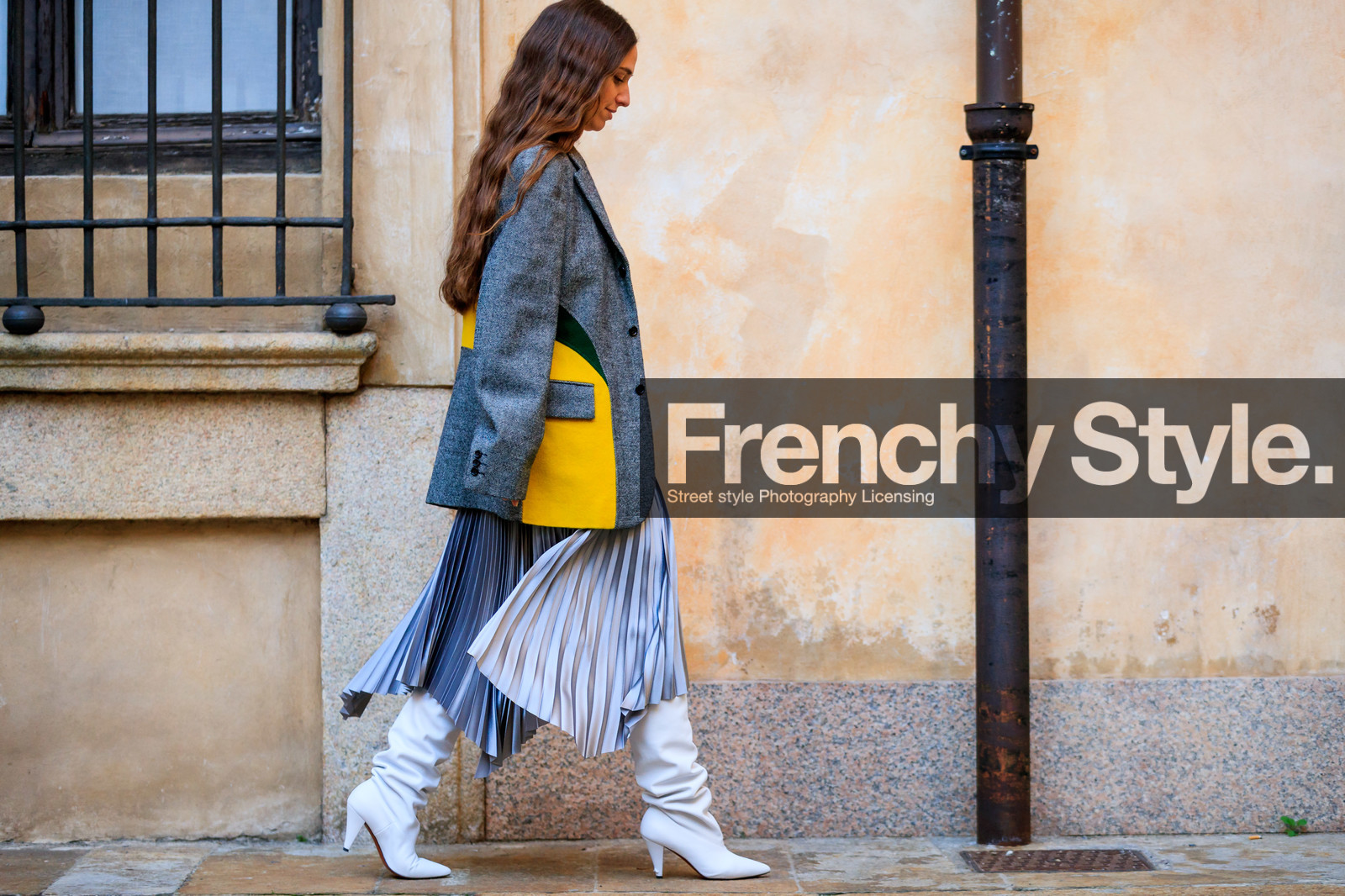 blazer, erika boldrin, graphic skirt, grey jacket, grey skirt, high boots, high heels, leather shoes, pleated skirt, printed skirt, white shoes, MILAN, MFW, fashion week, frenchystyle, FW, jonathan paciullo, street style, AUTUMN WINTER 2019-2020, AW 19-20, FALL WINTER 2019-2020, FW 19-20, atmosphere details, full length, horizontal