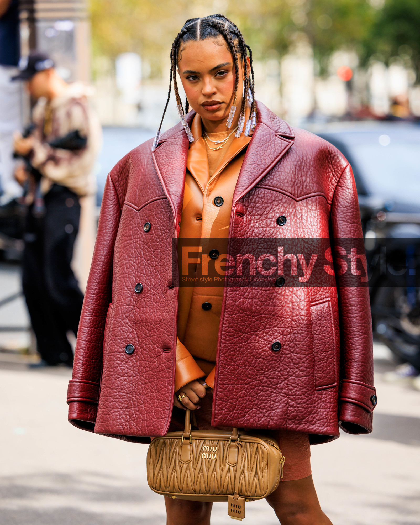 PARIS, PFW, fashion week, frenchystyle, FW, jonathan paciullo, street style, SPRING SUMMER 2024, SS 24, vertical, atmosphere details, detail
