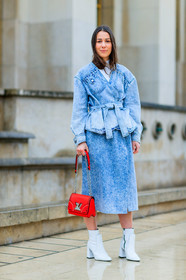 alice & j.s, AUTUMN WINTER 2017-2018, AW 17-18, blue denim, denim jacket, denim skirt, FALL WINTER 2017-2018, fashion week, frenchystyle, full length, FW, FW 17-18, high heels, jonathan paciullo, leather bag, leather shoes, louis vuitton, PARIS, PFW, red bag, street style, vertical, white boots