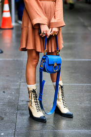 beige boots, blue bag, brown dress, chloé, high heels, leather bag, leather shoes, madelynn furlong, street style, jonathan paciullo, FW, frenchystyle, fashion week, NYFW, NEW YORK, SPRING SUMMER 2019, SS 19, vertical, detail, atmosphere details