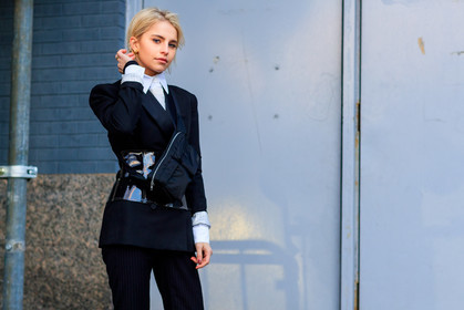 black bag, black jacket, black pants, black suit, blazer, corset, fanny pack, leather bag, trousers, white shirt, street style, jonathan paciullo, FW, frenchystyle, fashion week, NYFW, NEW YORK, AUTUMN WINTER 2018-2019, AW 18-19, FALL WINTER 2018-2019, FW 18-19, atmosphere details, horizontal, detail, caro daur