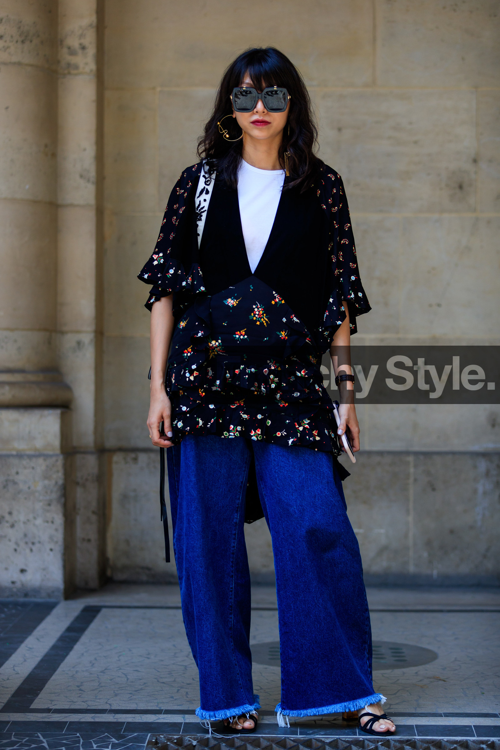 black top, blue denim, denim pants, embroidered top, fashion week, frenchystyle, full length, FW, jeans, jonathan paciullo, leather shoes, MENSWEAR, PARIS, PFW, SPRING SUMMER 2018, SS 18, street style, sunglasses, trousers, vertical, white t shirt