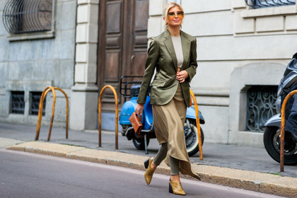 beige shoes, beige skirt, beige top, blazer, camel bag, chloé, crop top, green jacket, leather bag, leather shoes, sunglasses, xenia adonts, MILAN, MFW, fashion week, frenchystyle, FW, jonathan paciullo, street style, AUTUMN WINTER 2019-2020, AW 19-20, FALL WINTER 2019-2020, FW 19-20, atmosphere details, full length, horizontal