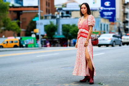 aimee song, bordeaux, burgundy, chanel handbag, cowboy boots, eyeshadow, graphic dress, leather bag, leather shoes, printed dress, red bag, red boots, red dress, ruffles, fashion week, frenchystyle, FW, jonathan paciullo, street style, NYFW, NEW YORK, SPRING SUMMER 2019, SS 19, atmosphere details, horizontal, full length