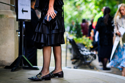 atmosphere details, black shoes, black skirt, detail, fashion week, frenchystyle, FW, horizontal, jonathan paciullo, leather shoes, leather skirt, LFW, LONDON, prada, ruffles, SPRING SUMMER 2018, SS 18, street style, studs