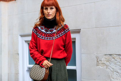 atmosphere details, beige bag, corduroy, detail, fashion week, fendi, frenchystyle, FW, graphic bag, green pants, gucci, horizontal, jonathan paciullo, leather bag, LFW, LONDON, monogram, printed bag, printed sweater, red sweater, sara moschini, SPRING SUMMER 2018, SS 18, street style