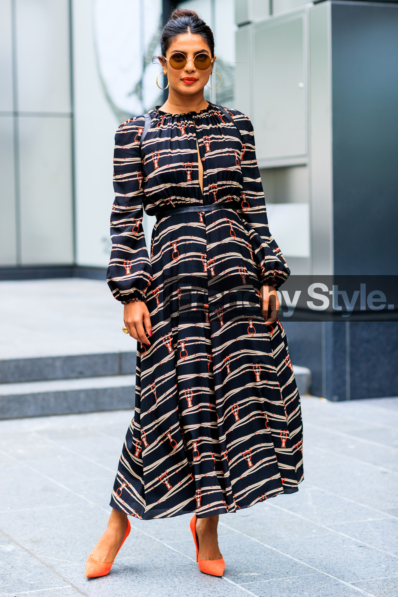 black belt, black dress, earrings, graphic dress, hermès, high heels, leather belt, leather shoes, orange shoes, printed dress, sunglasses, street style, jonathan paciullo, FW, frenchystyle, fashion week, NYFW, NEW YORK, SPRING SUMMER 2019, SS 19, vertical, full length