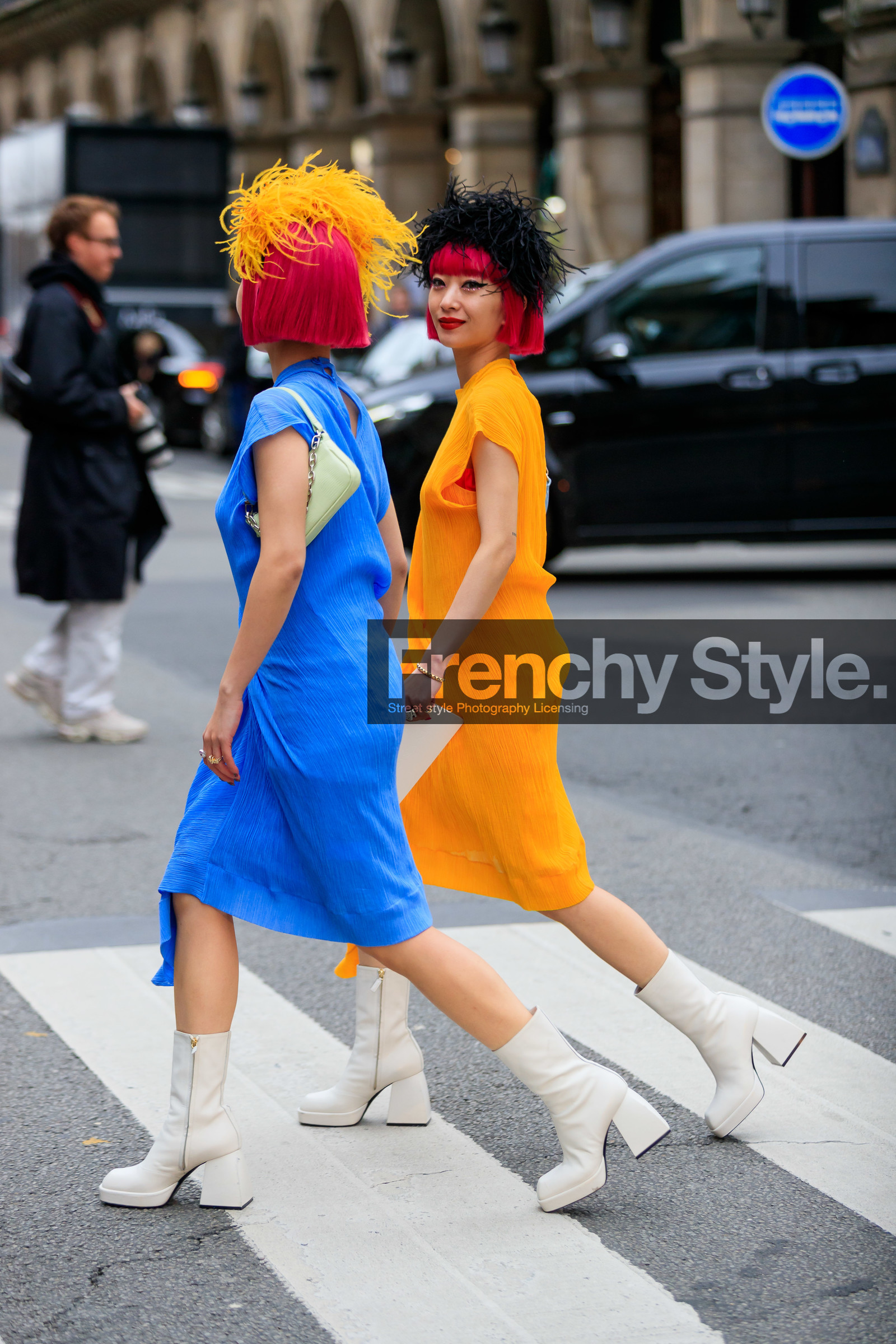 Ami and Aya Suzuki, pink hair, dyed hair, feather hair details, yellow hair, orange dress, blue dress, sleeveless dress, pleated dress, mid long dress, white leather boots, high heels boots, big heels, back details, fashion week, frenchystyle, FW, jonathan paciullo, street style, PFW, PARIS, AUTUMN WINTER 2020-2021, FALL WINTER 2020-2021, FW 20-21, vertical, full length