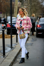 adenorah, beige bag, black shoes, burberry, checked, denim pants, fur jacket, gingham, graphic bag, graphic jacket, high heels, jeans, leather bag, leather shoes, pink fur, pink jacket, plaid, printed bag, printed jacket, sunglasses, tartan, trousers, white denim, PARIS, PFW, street style, jonathan paciullo, FW, frenchystyle, fashion week, AUTUMN WINTER 2019-2020, AW 19-20, FALL WINTER 2019-2020, FW 19-20, vertical, full length