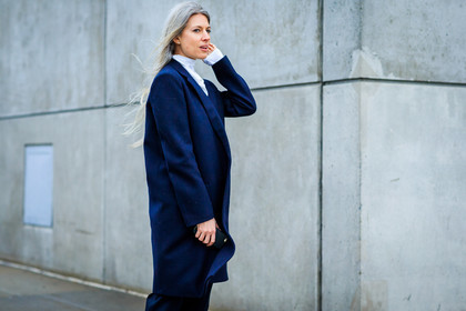 atmosphere details, AUTUMN WINTER 2016-2017, AW 16-17, black pants, black sneakers, blue coat, detail, embroidered shoes, fashion week, frenchystyle, FW, FW 16-17, horizontal, jonathan paciullo, navy jacket, NEW YORK, NYFW, sarah harris, street style, turtleneck sweater, white sweater, woman