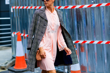 atmosphere details, black coat, checked coat, detail, fashion week, frenchystyle, FW, horizontal, jonathan paciullo, lace dress, LFW, LONDON, over the shoulder, pink dress, SPRING SUMMER 2017, SS 17, street style, sunglasses, woman