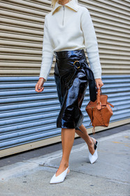 atmosphere details, black skirt, brown bag, detail, fashion week, frenchystyle, FW, high heels, jonathan paciullo, leather bag, leather shoes, leather skirt, linda tol, loewe, NEW YORK, NYFW, SPRING SUMMER 2018, SS 18, street style, vertical, vinyl, white shoes, white sweater