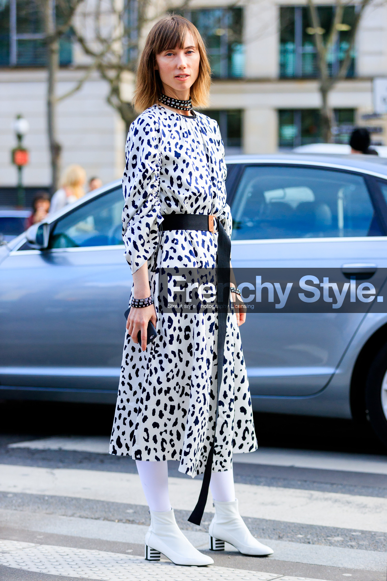 anya ziourova, AUTUMN WINTER 2017-2018, AW 17-18, black and white shoes, black belt, choker, FALL WINTER 2017-2018, fashion week, frenchystyle, full length, FW, FW 17-18, graphic dress, high heels, jonathan paciullo, leather shoes, necklace, PARIS, PFW, printed dress, street style, vertical