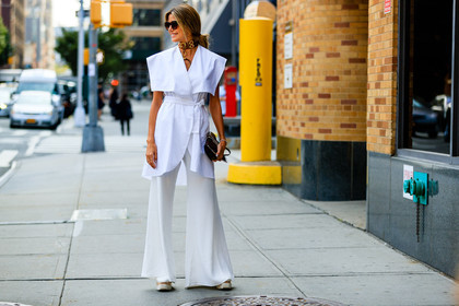 atmosphere details, black bag, fashion week, frenchystyle, full length, FW, graphic shirt, high heels, horizontal, jonathan paciullo, leather bag, leather shoes, martha graeff, necklace, NEW YORK, NYFW, SPRING SUMMER 2017, SS 17, stella mccartney, street style, sunglasses, tied up shirt, trousers, wedges, white pants, white shirt, white shoes, wide pants, woman