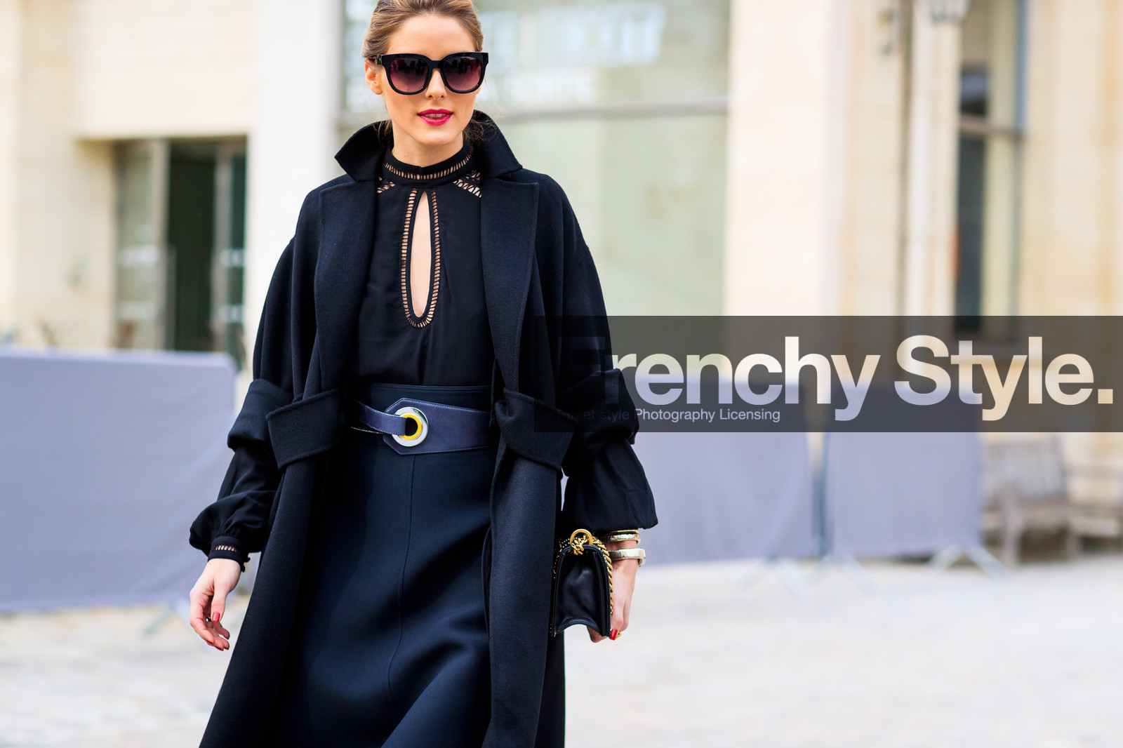 atmosphere details, AUTUMN WINTER 2017-2018, AW 17-18, black belt, black coat, black jacket, black shirt, black skirt, christian dior, detail, FALL WINTER 2017-2018, fashion week, frenchystyle, FW, FW 17-18, horizontal, jonathan paciullo, leather belt, olivia palermo, PARIS, PFW, street style, sunglasses, tone on tone, total look black