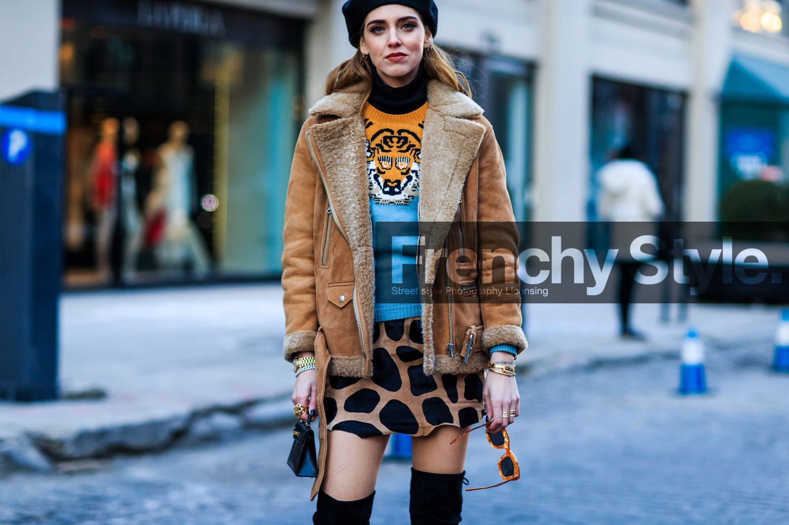 animal print, atmosphere details, AUTUMN WINTER 2016-2017, AW 16-17, beige fur, beige jacket, beret, black bag, black boots, black hat, brown fur, brown jacket, brown skirt, camel jacket, chiara ferragni, detail, fashion week, frenchystyle, fur collar, fur jacket, fur perfecto, FW, FW 16-17, hermès, high boots, high heels, horizontal, jonathan paciullo, kelly bag, kenzo, leather bag, mini bag, mini skirt, NEW YORK, NYFW, printed sweater, sheep fur, street style, suede jacket, suede shoes, sunglasses, woman, yellow sweater
